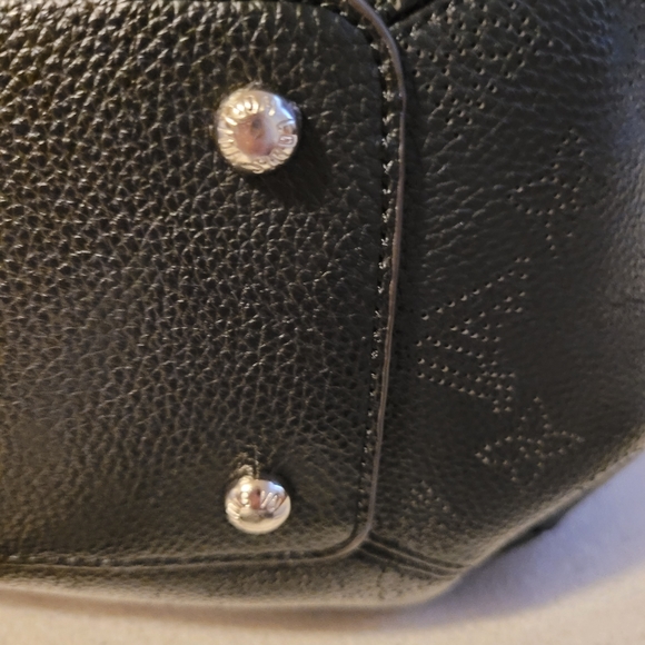 LOUIS VUITTON black Mahina leather BABYLONE CHAIN BB Shoulder Bag - Picture 6 of 10